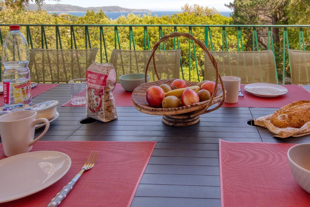 Villa Cavalaire Sur Mer Exteriör bild