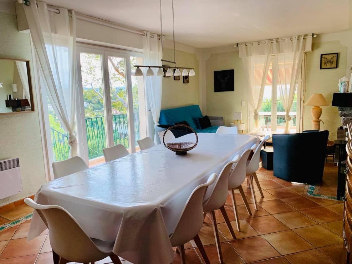 Villa Cavalaire Sur Mer Exteriör bild